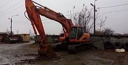 Гусеничный экскаватор Doosan 225 болотоход - аренда в Москве и области